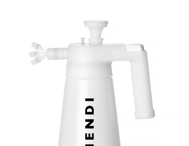 Spruzzatore Alimentare HENDI 1,5L In HDPE: Ugello Regolabile 360° Per Cucina E Pasticceria!